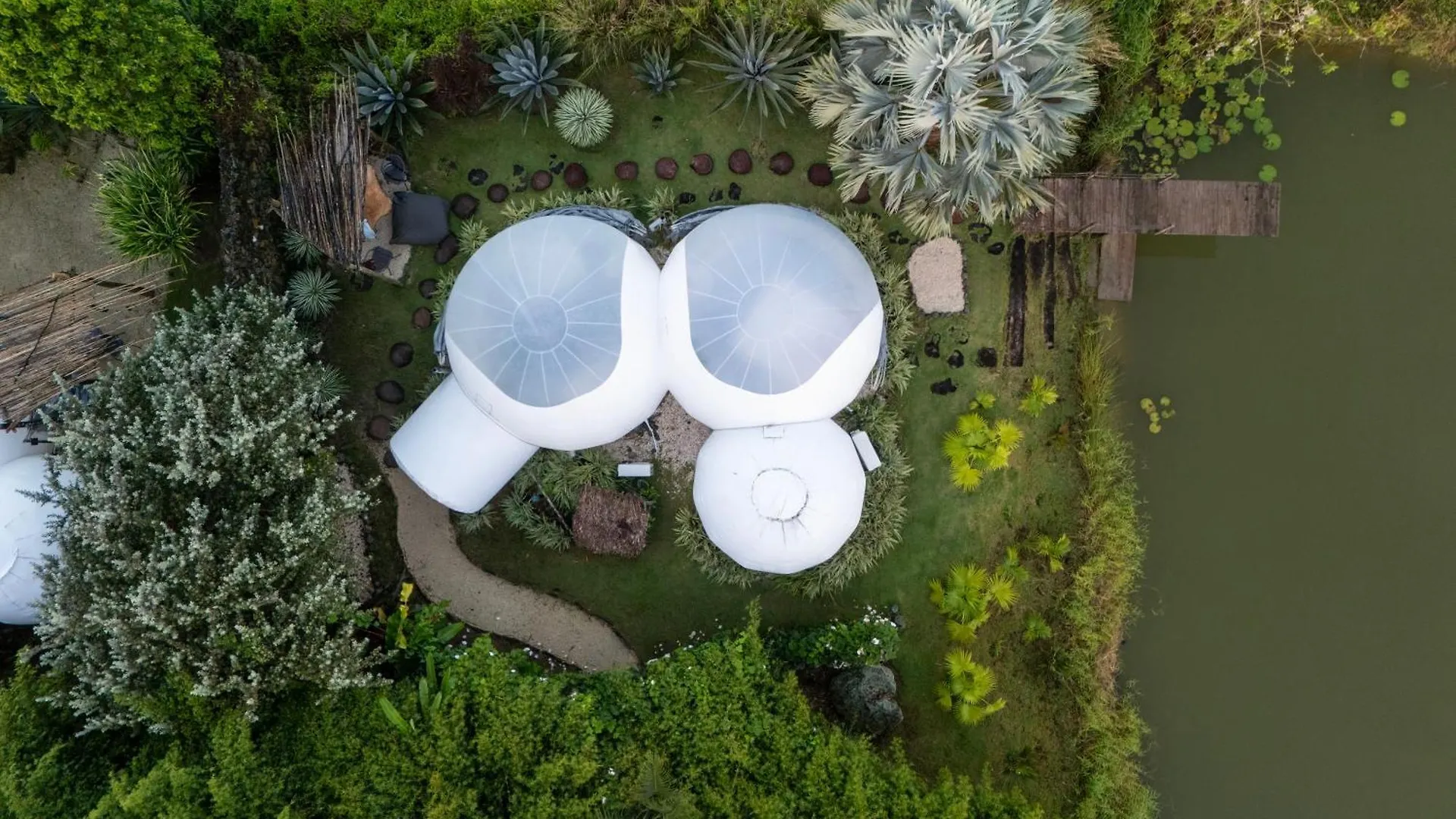 Green Land Bubble Glamping By Mint Кабарете