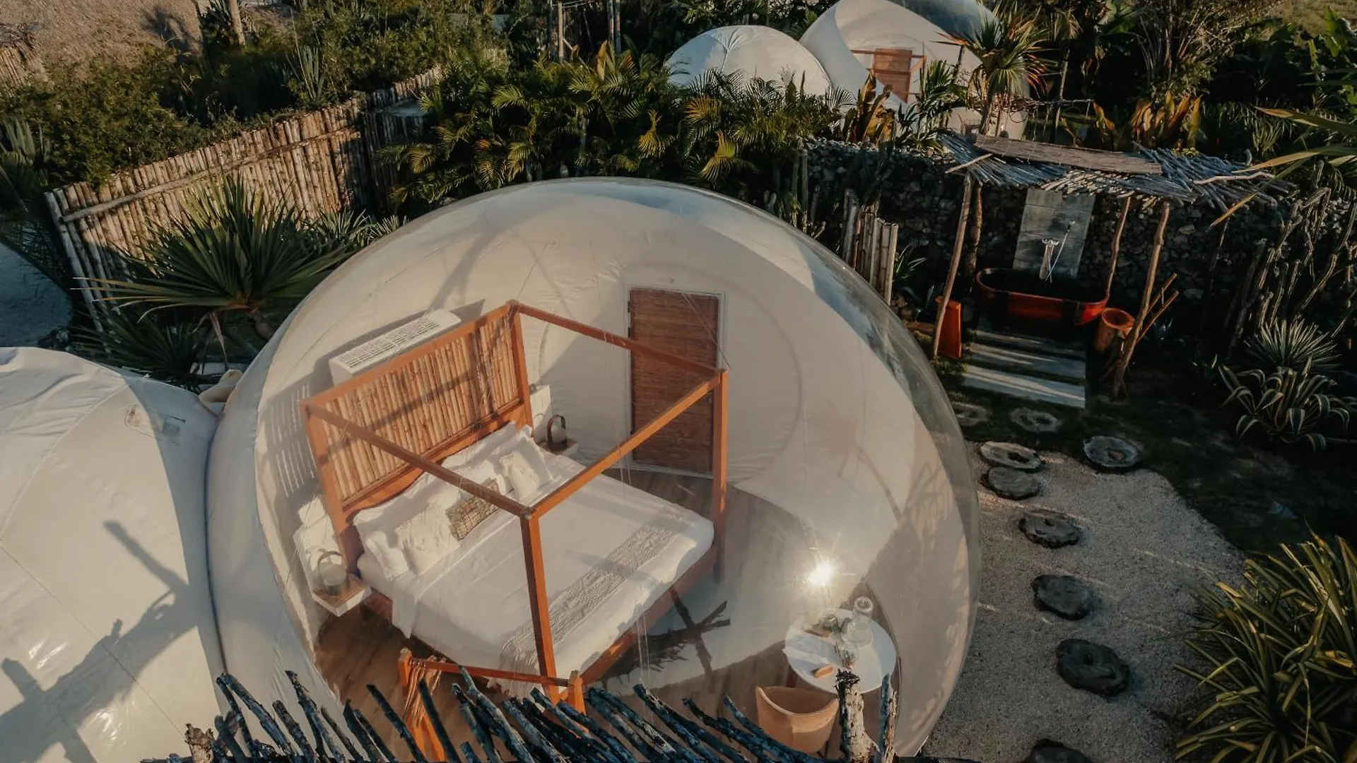 Green Land Bubble Glamping By Mint Кабарете