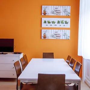 https://city-centre-apartment-budapest-1052.inbudapesthotels.com